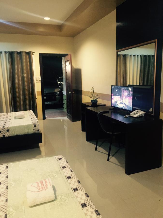 ホテルMaruyog'S Ridge Convention Center ケソンシティ エクステリア 写真